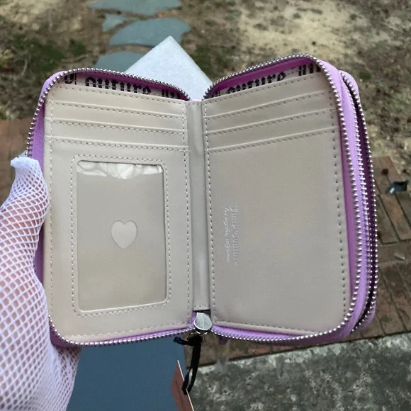 Juicy Couture String of Pearls Double Medium Zip Around Metallic/Velvet Wallet - Picture 5 of 14